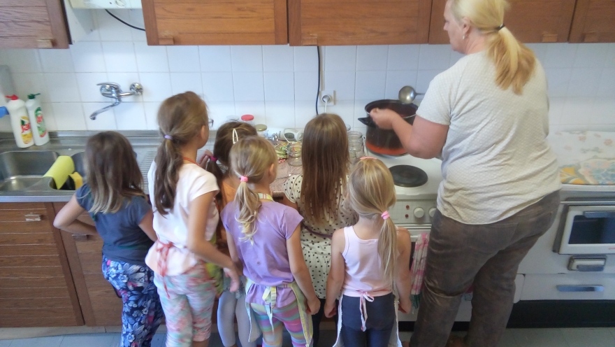 KUHANJE MARMELADE, CIRKOVCE