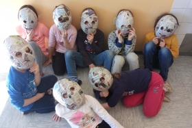 USTVARJANJE PUSTNIH MASK