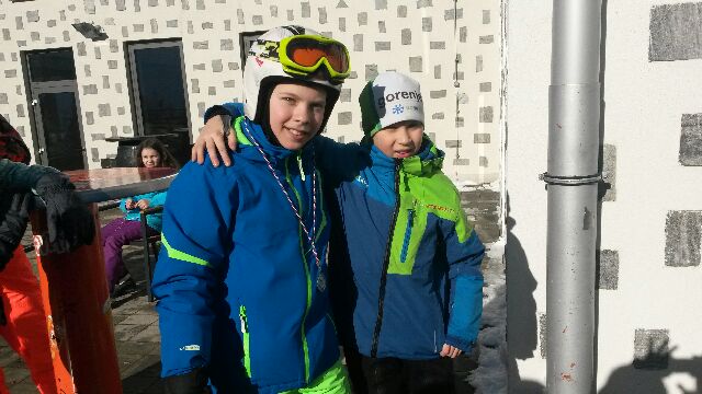 Področno tekmovanje v alpskem smučanju in deskanju