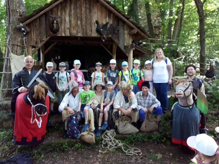 Obisk Ravbarske vasi in Mozirskega gaja
