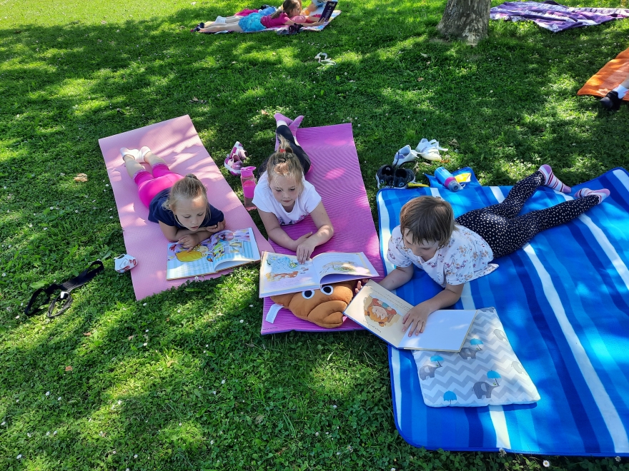 BRANJE POD KROŠNJAMI