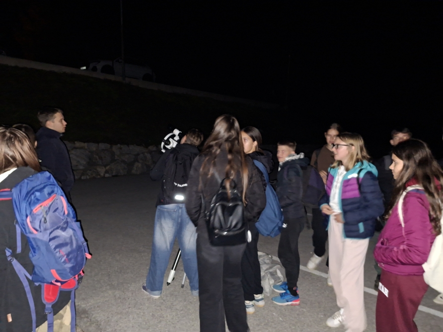 Astronomski večer