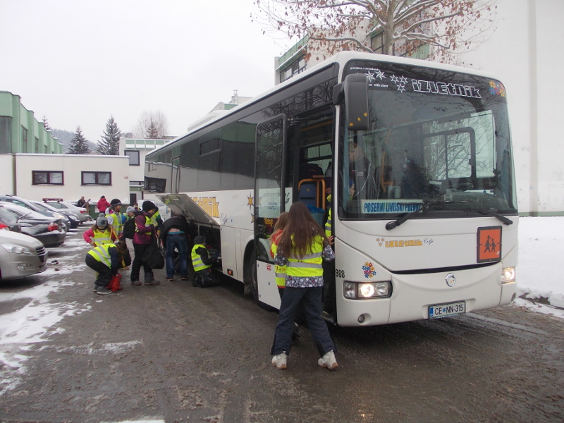 Projekt "Naučimo Velenje smučati"