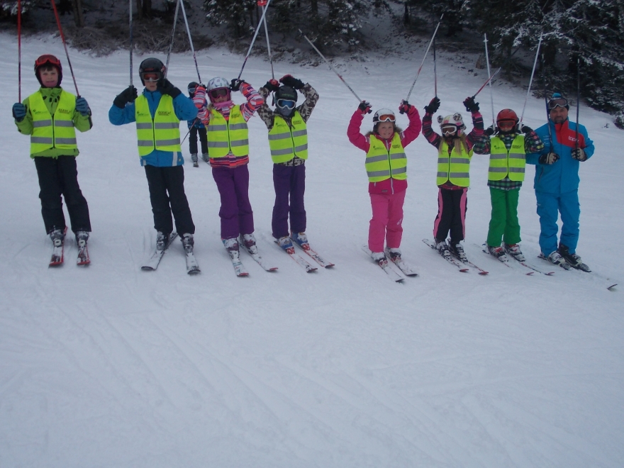 PROJEKT "NAUČIMO VELENJE SMUČATI"