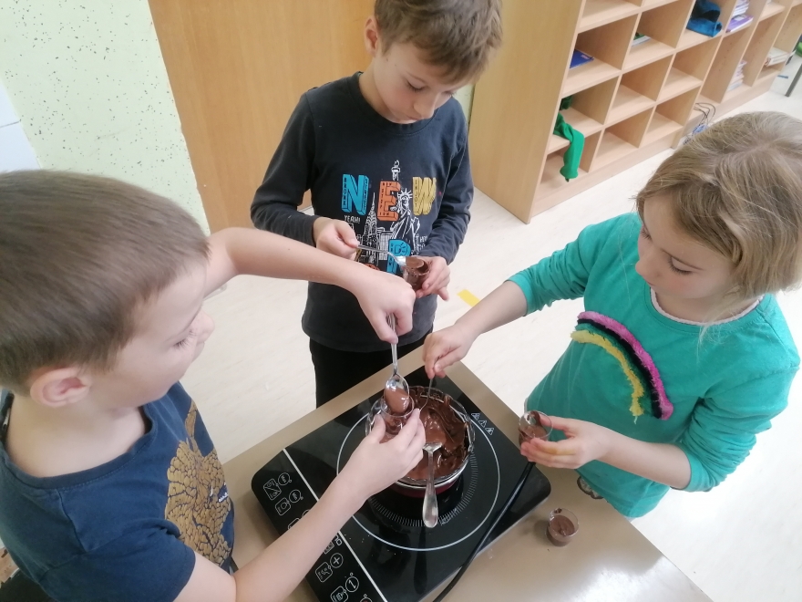 USTVARJANJE ZA BAZAR