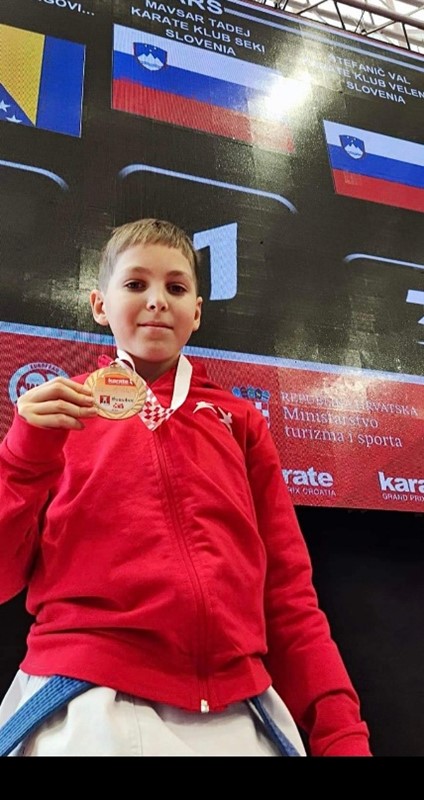 Val ponovno državni prvak