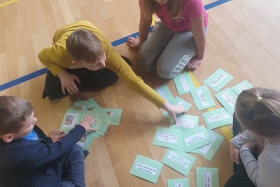 Na mavrico po pravljico